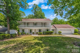 1340 Piccadilly Drive, Charlotte, NC 28211