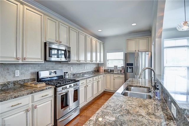 2300 Red Tide RD, Virginia Beach, VA 23451