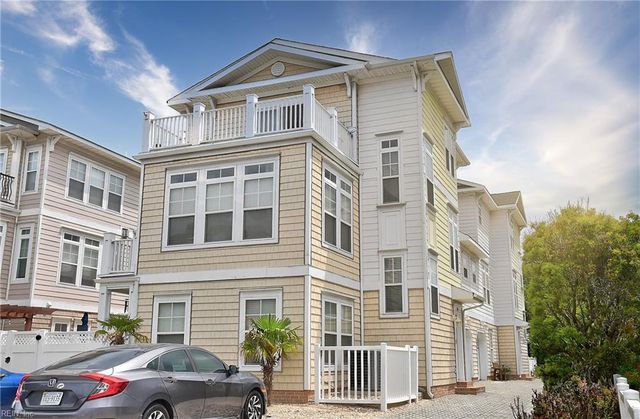 2300 Red Tide RD, Virginia Beach, VA 23451