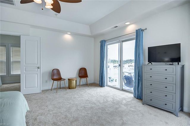 2300 Red Tide RD, Virginia Beach, VA 23451