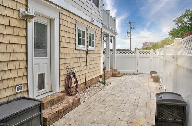 2300 Red Tide RD, Virginia Beach, VA 23451