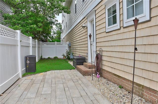 2300 Red Tide RD, Virginia Beach, VA 23451