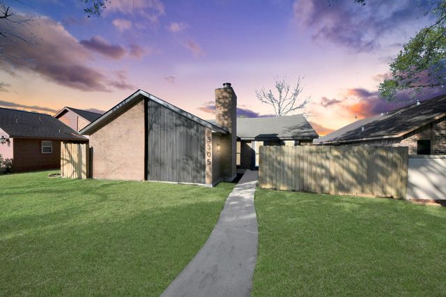 3305 Avenue R, Rosenberg, TX 77471