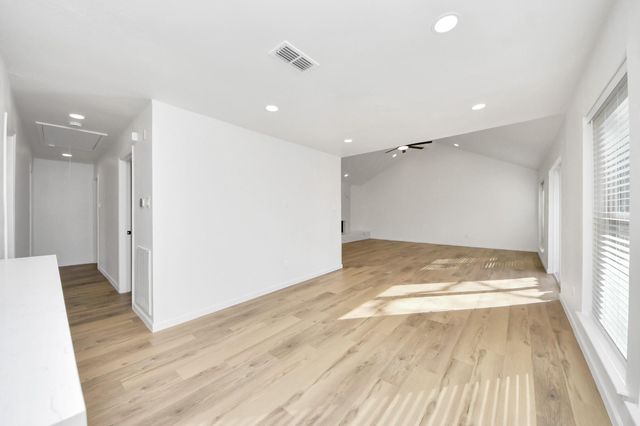 3305 Avenue R, Rosenberg, TX 77471