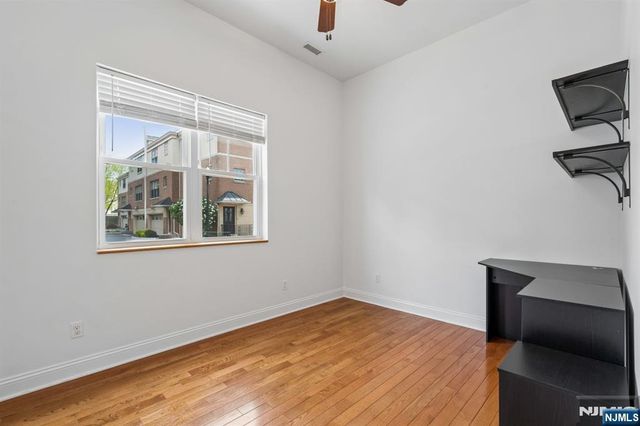 1 Grant Street, Montclair, NJ 07042