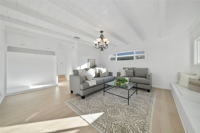 11715 Samoline, Downey, CA 90241