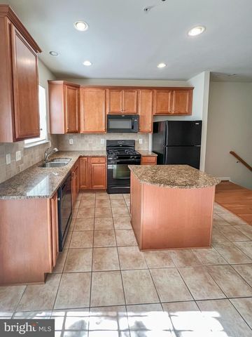 720 GARRETT A MORGAN BLVD, Hyattsville, MD 20785