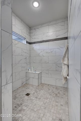 914 N Fountain Street, Carterville, MO 64835