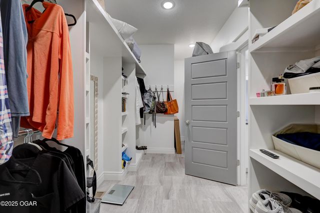 914 N Fountain Street, Carterville, MO 64835