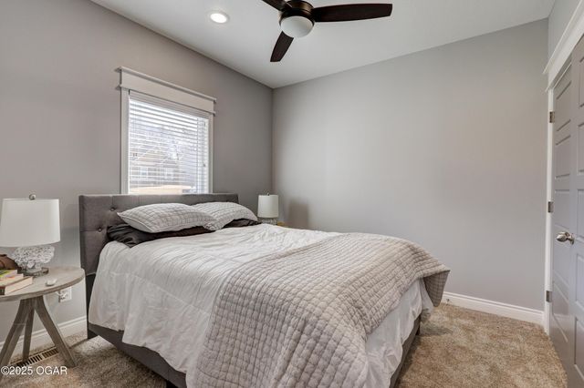 914 N Fountain Street, Carterville, MO 64835