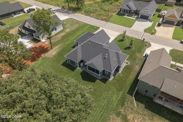 914 N Fountain Street, Carterville, MO 64835