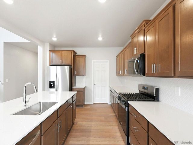 1609 Rumley Creek Dr, Windsor, CO 80550