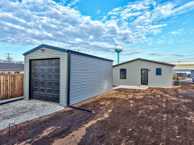 309 19th Avenue, Ottawa, IL 61350