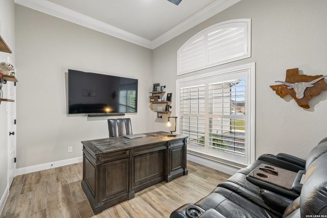 498 DOUBLE GATE RD, Castroville, TX 78009