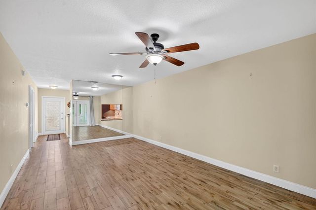 112 Lake Olive Drive, Royal Palm Beach, FL 33411