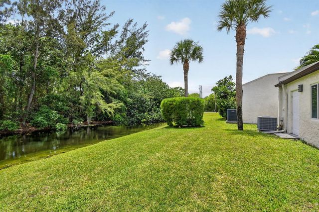 112 Lake Olive Drive, Royal Palm Beach, FL 33411