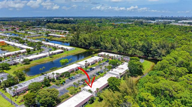 112 Lake Olive Drive, Royal Palm Beach, FL 33411