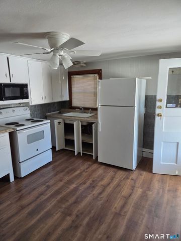 1372 New Haven Road, Naugatuck, CT 06770