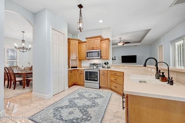 4268 Gardenwood Circle, Grant, FL 32949
