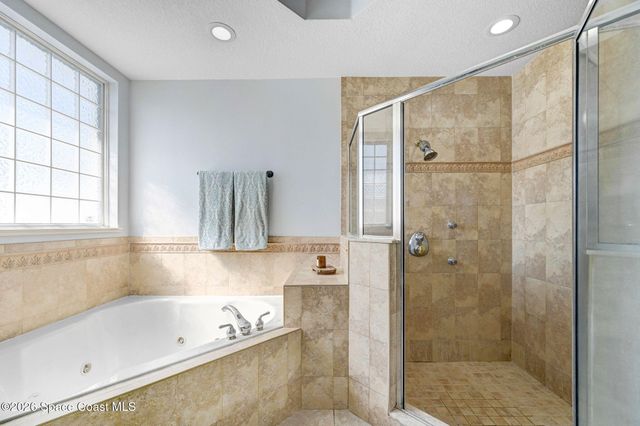 4268 Gardenwood Circle, Grant, FL 32949