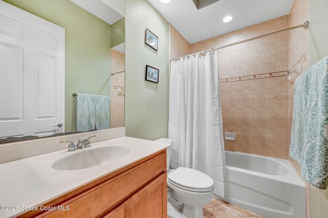 4268 Gardenwood Circle, Grant, FL 32949
