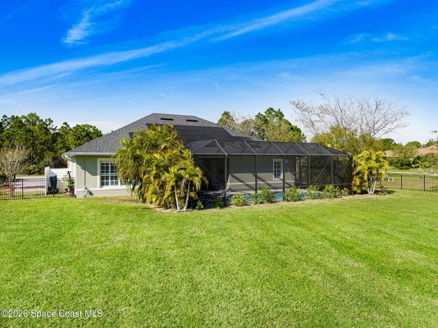4268 Gardenwood Circle, Grant, FL 32949