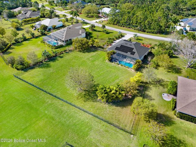 4268 Gardenwood Circle, Grant, FL 32949