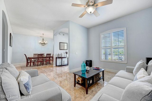 4268 Gardenwood Circle, Grant, FL 32949