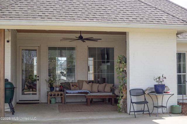 121 Herons Bay Circle, Madison, MS 39110