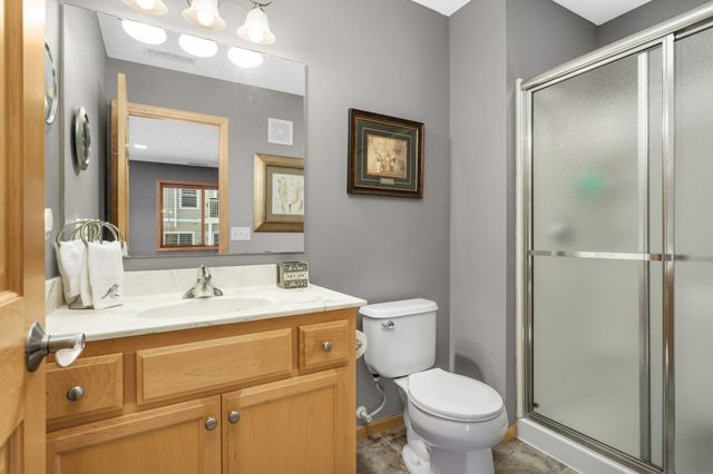 3190 Frontier Drive, Woodbury, MN 55129