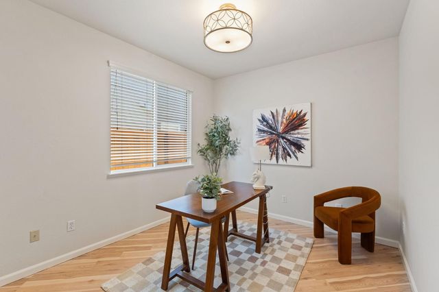 2154 New Hampshire Way, Sacramento, CA 95835