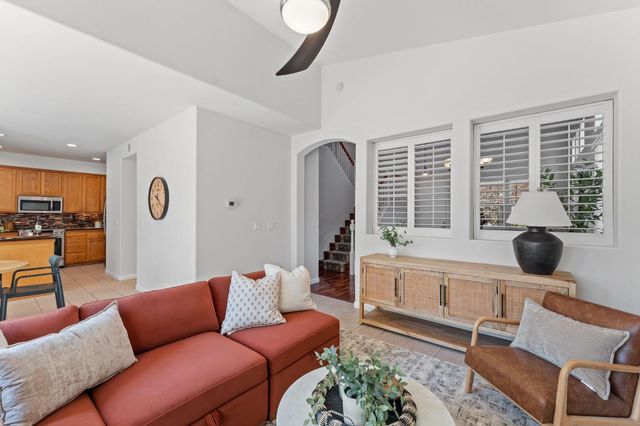 2154 New Hampshire Way, Sacramento, CA 95835