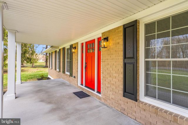 5485 SOLOMONS ISLAND RD, Lothian, MD 20711