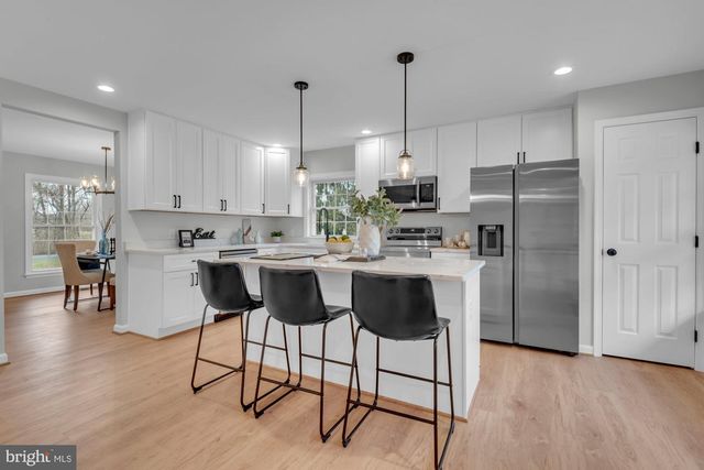 5485 SOLOMONS ISLAND RD, Lothian, MD 20711