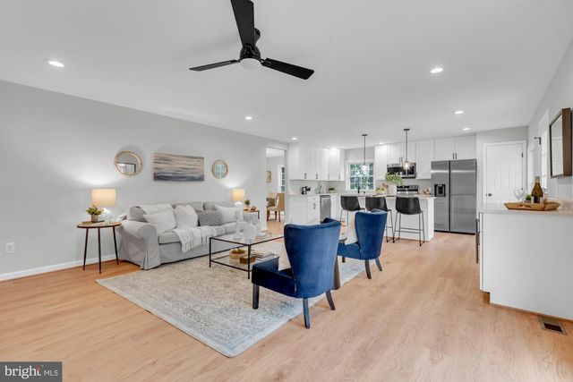 5485 SOLOMONS ISLAND RD, Lothian, MD 20711