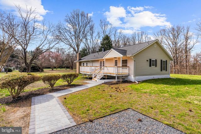 5485 SOLOMONS ISLAND RD, Lothian, MD 20711