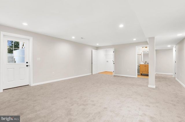 5485 SOLOMONS ISLAND RD, Lothian, MD 20711