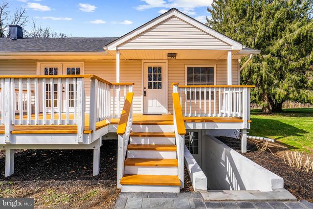 5485 SOLOMONS ISLAND RD, Lothian, MD 20711