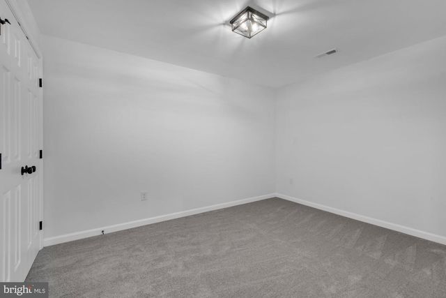 5485 SOLOMONS ISLAND RD, Lothian, MD 20711