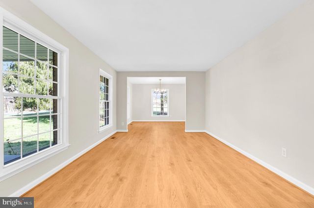 5485 SOLOMONS ISLAND RD, Lothian, MD 20711