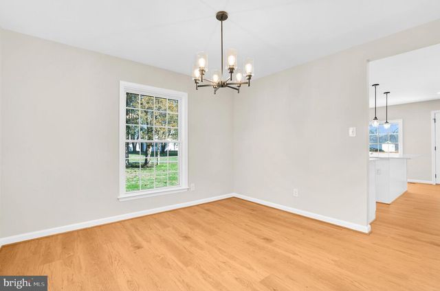 5485 SOLOMONS ISLAND RD, Lothian, MD 20711