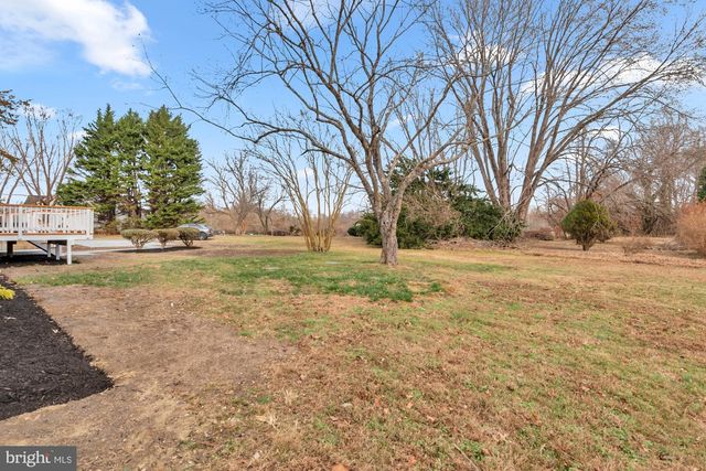 5485 SOLOMONS ISLAND RD, Lothian, MD 20711