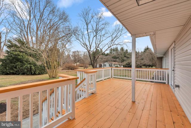 5485 SOLOMONS ISLAND RD, Lothian, MD 20711