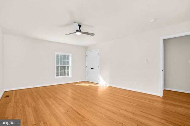5485 SOLOMONS ISLAND RD, Lothian, MD 20711