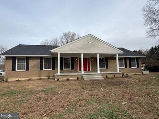 5485 SOLOMONS ISLAND RD, Lothian, MD 20711