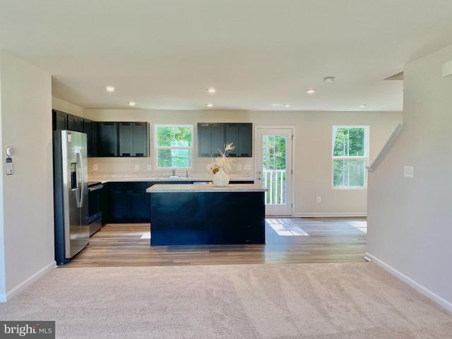 612 MCFERREN RD, Stafford, VA 22554