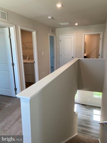 612 MCFERREN RD, Stafford, VA 22554