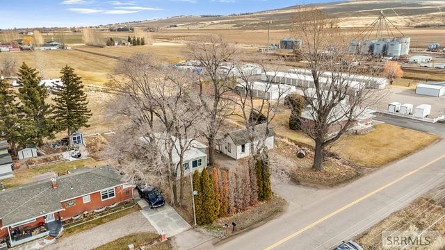 5571 Iona Road, Iona, ID 83427