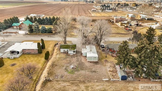 5571 Iona Road, Iona, ID 83427