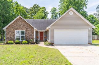 7015 Walnut Mill Landing, Cumming, GA 30040